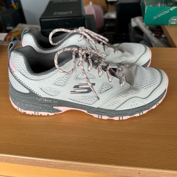 Skechers Trail Shoes - Picture 1 of 10